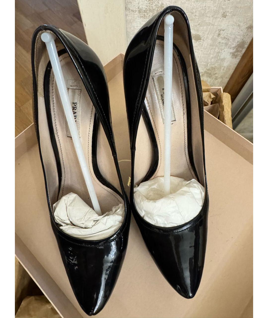 PRADA Черные туфли из лакированной кожи, фото 2