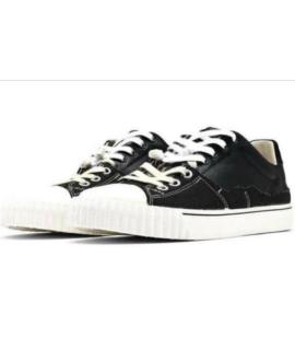 MAISON MARGIELA Низкие кроссовки / кеды