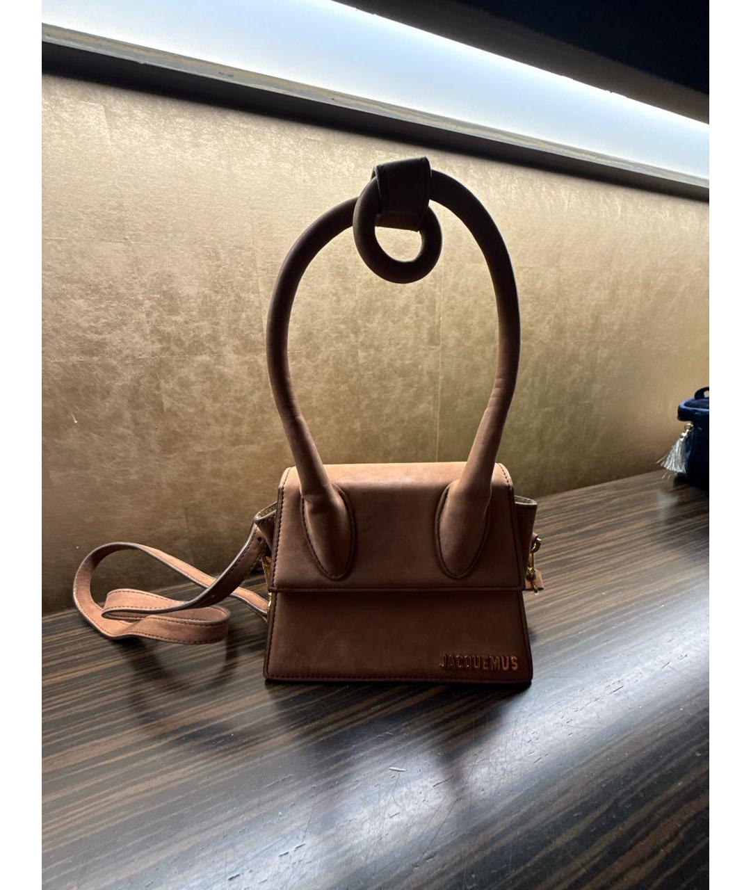 JACQUEMUS Коричневая замшевая сумка через плечо, фото 2