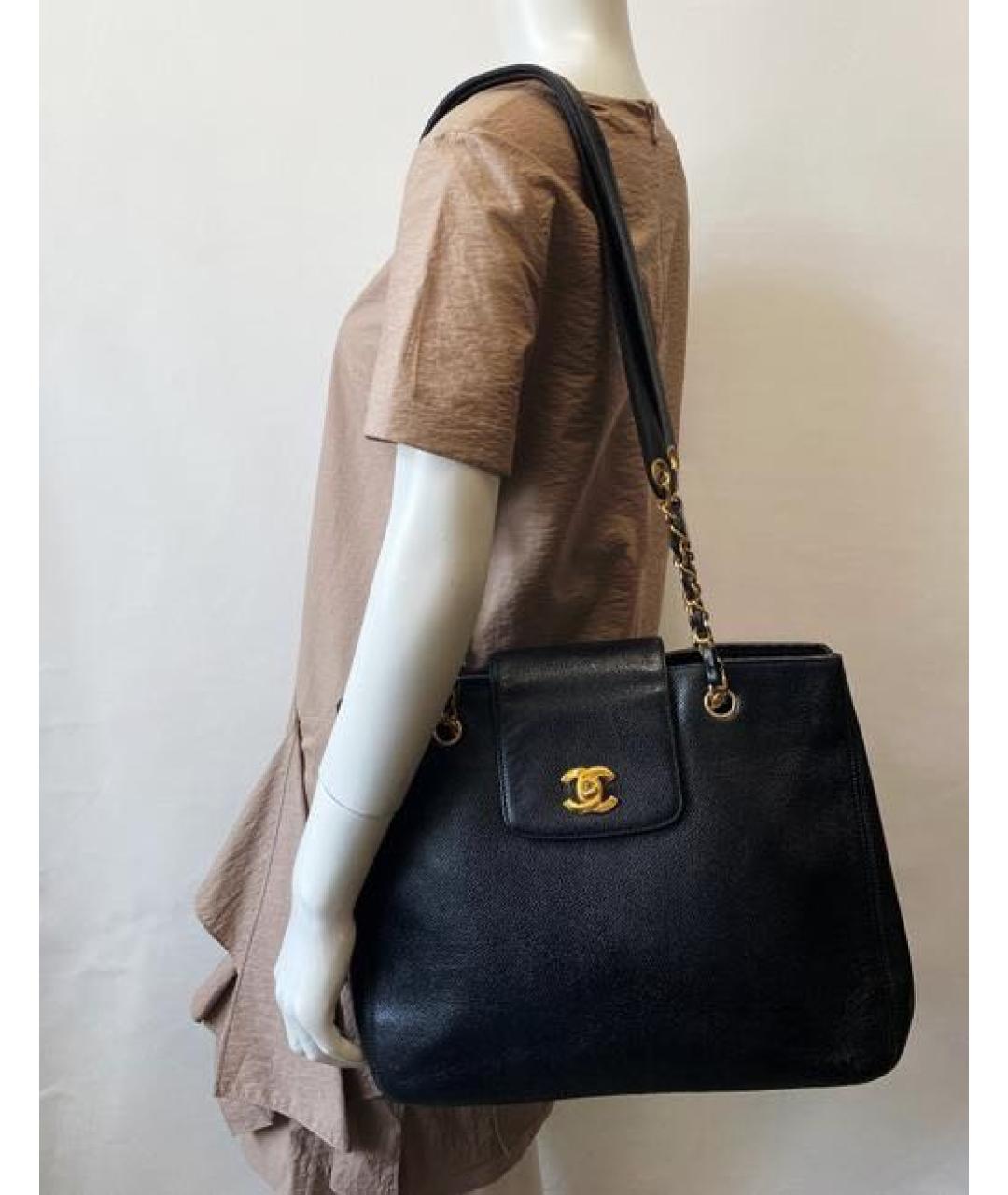 CHANEL Черная кожаная сумка тоут, фото 3