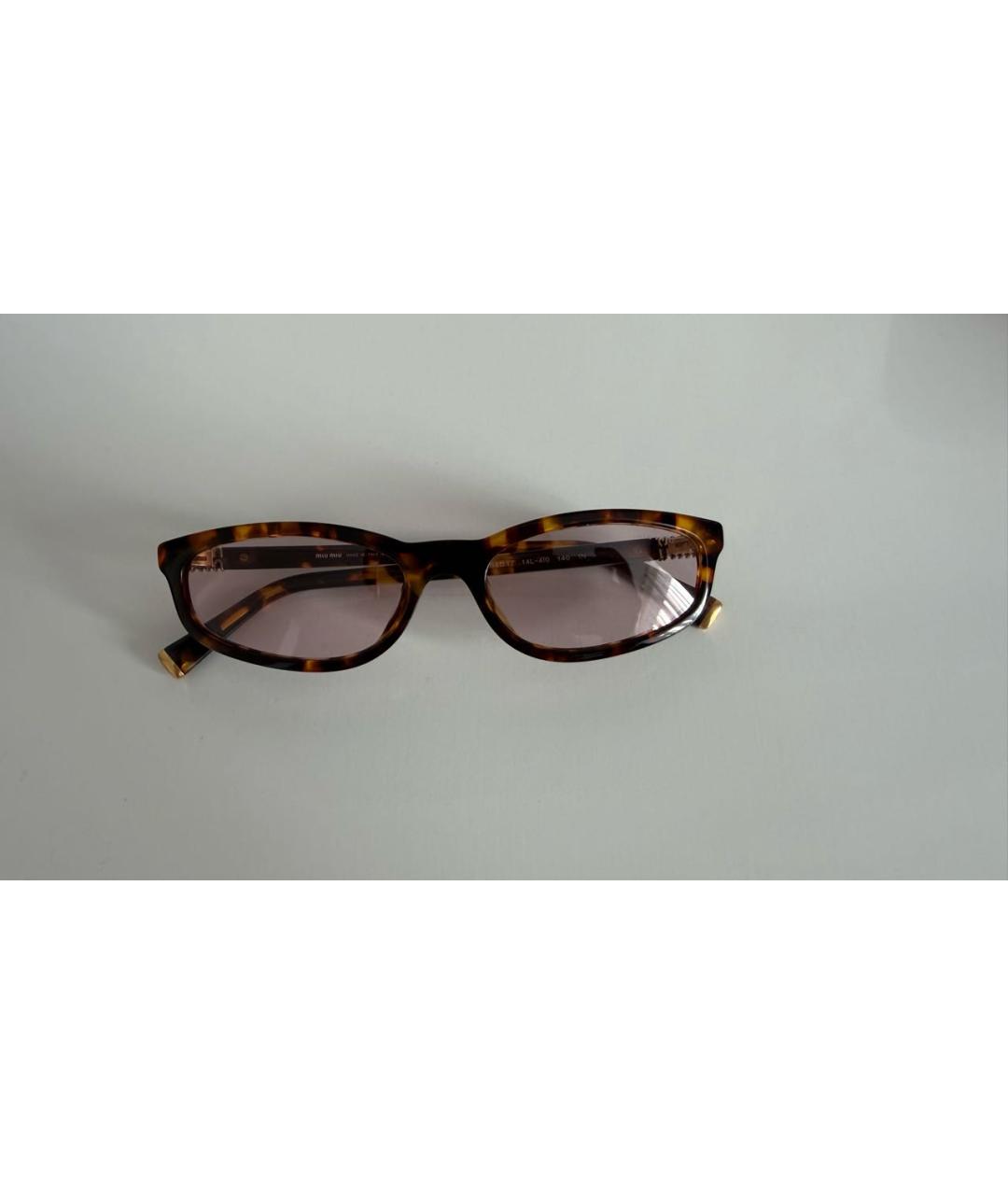 MIU MIU Коричневые пластиковые солнцезащитные очки, фото 9