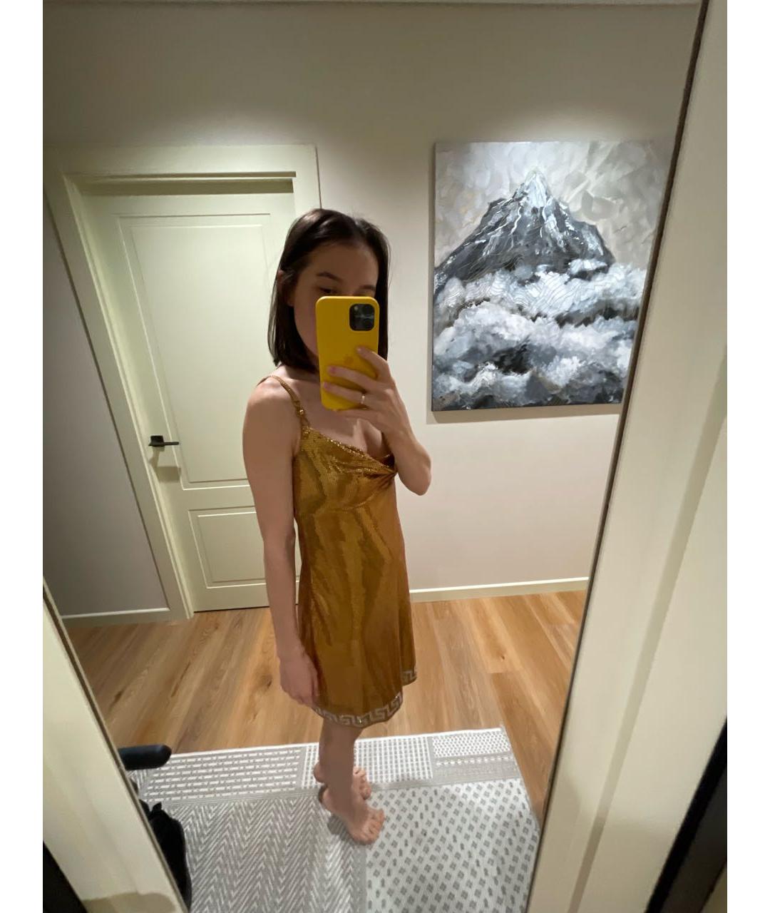 VERSACE Золотое полиэстеровое вечернее платье, фото 8