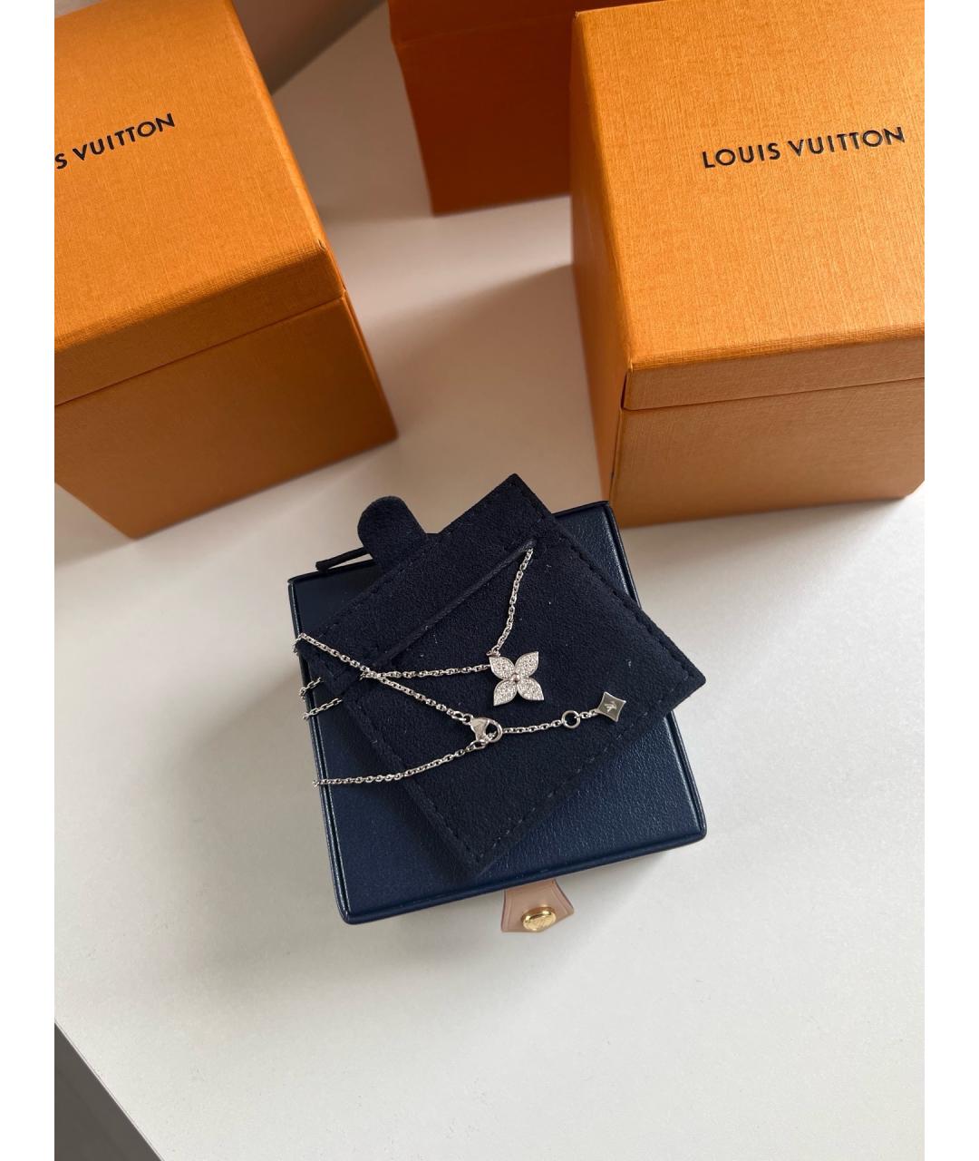 LOUIS VUITTON Серебряное колье из белого золота, фото 4
