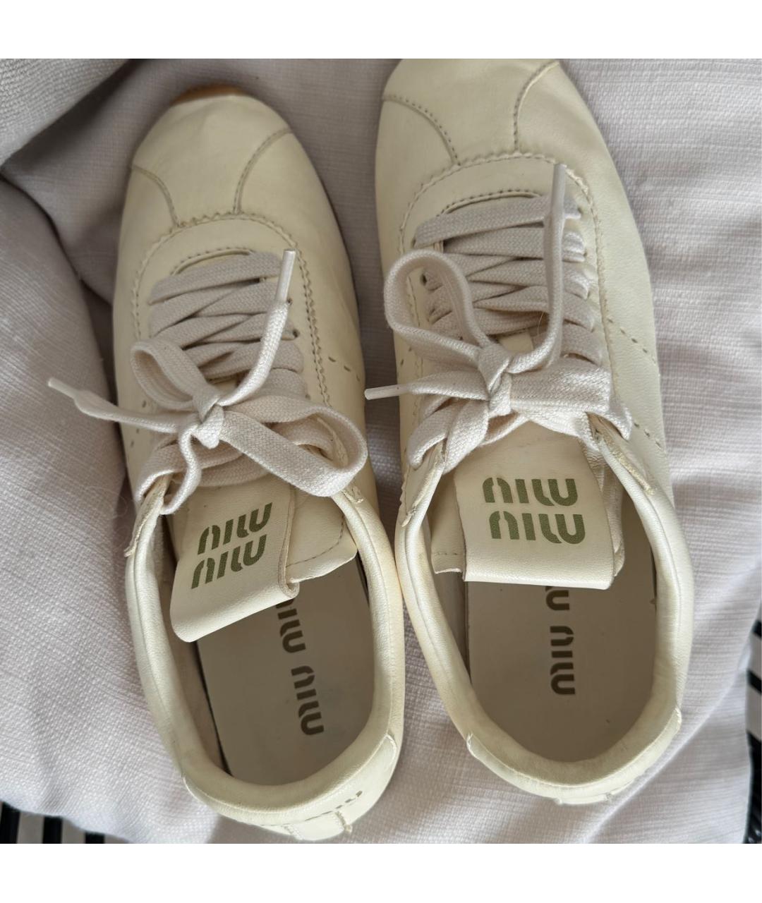 MIU MIU Бежевые кожаные кеды, фото 3