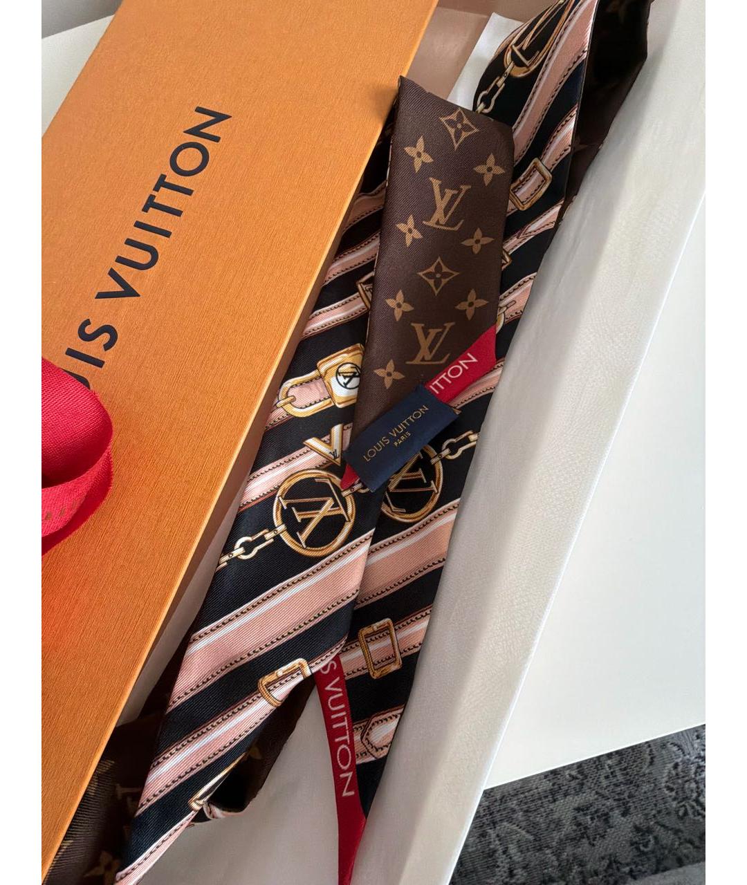 LOUIS VUITTON Коричневый шелковый платок, фото 2
