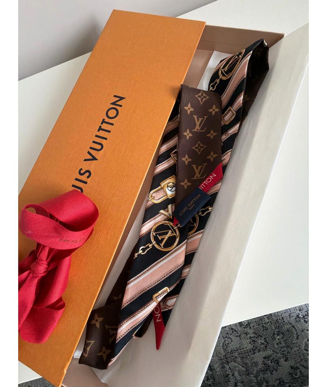 LOUIS VUITTON Коричневый шелковый платок, фото 5