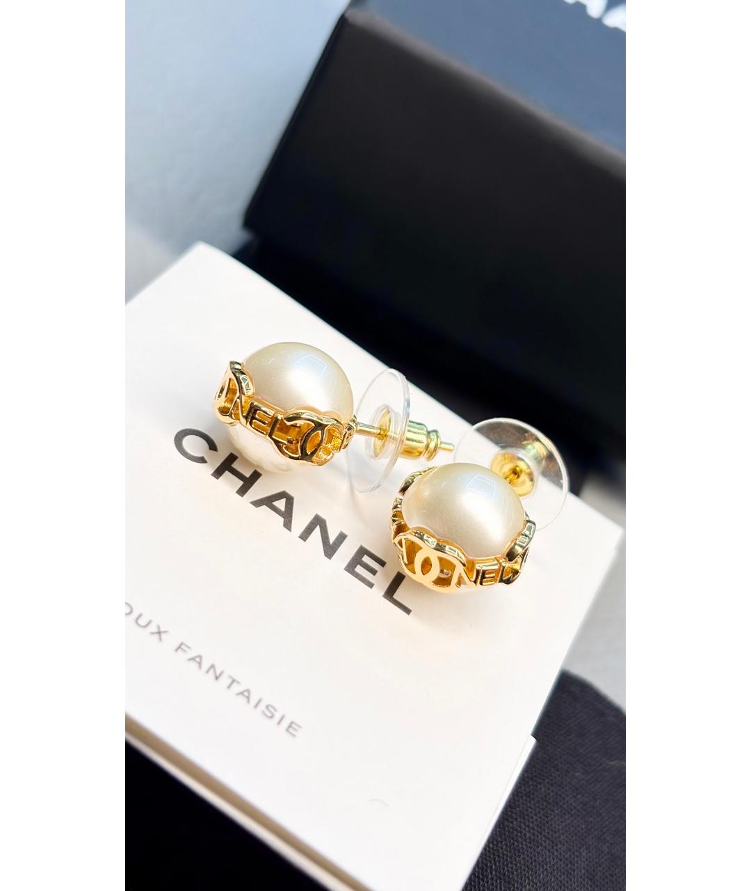 CHANEL Белые серьги, фото 4