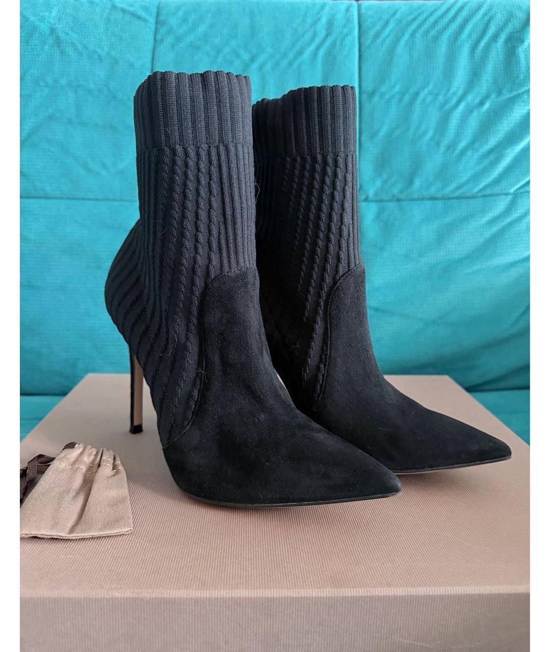 GIANVITO ROSSI Черные замшевые ботильоны, фото 2