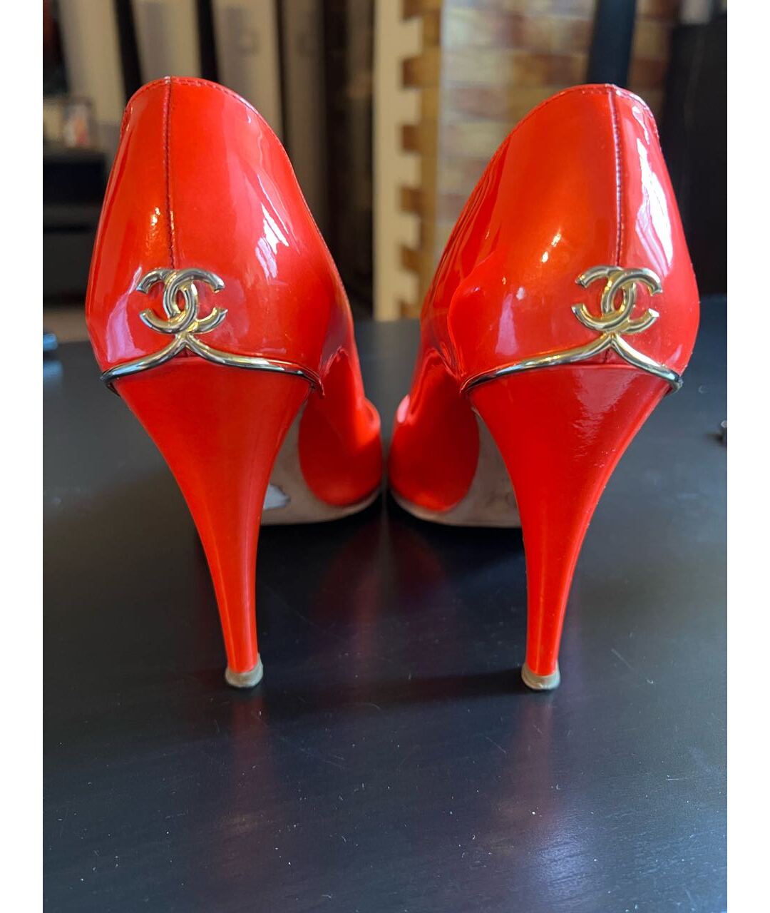 CHANEL PRE-OWNED Коралловые туфли из лакированной кожи, фото 4