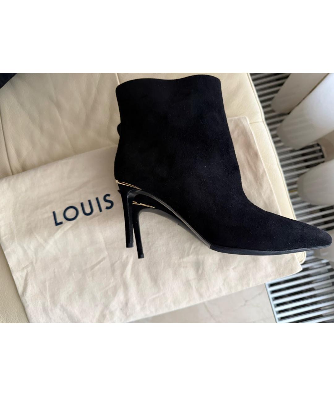 LOUIS VUITTON Черные замшевые ботильоны, фото 9