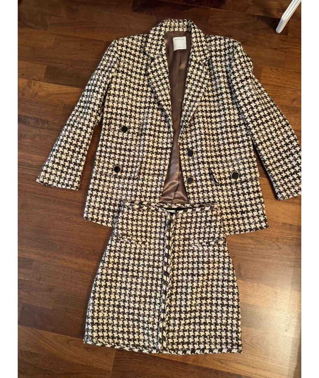 SANDRO Бежевый шерстяной костюм с юбками, фото 6