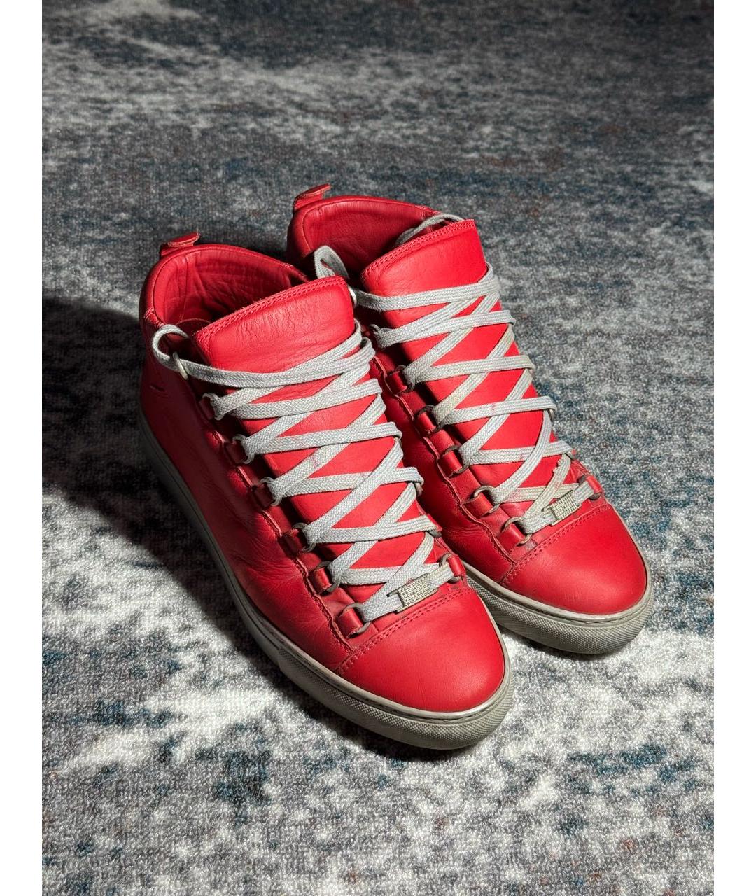 BALENCIAGA Красные кожаные высокие кроссовки / кеды, фото 2