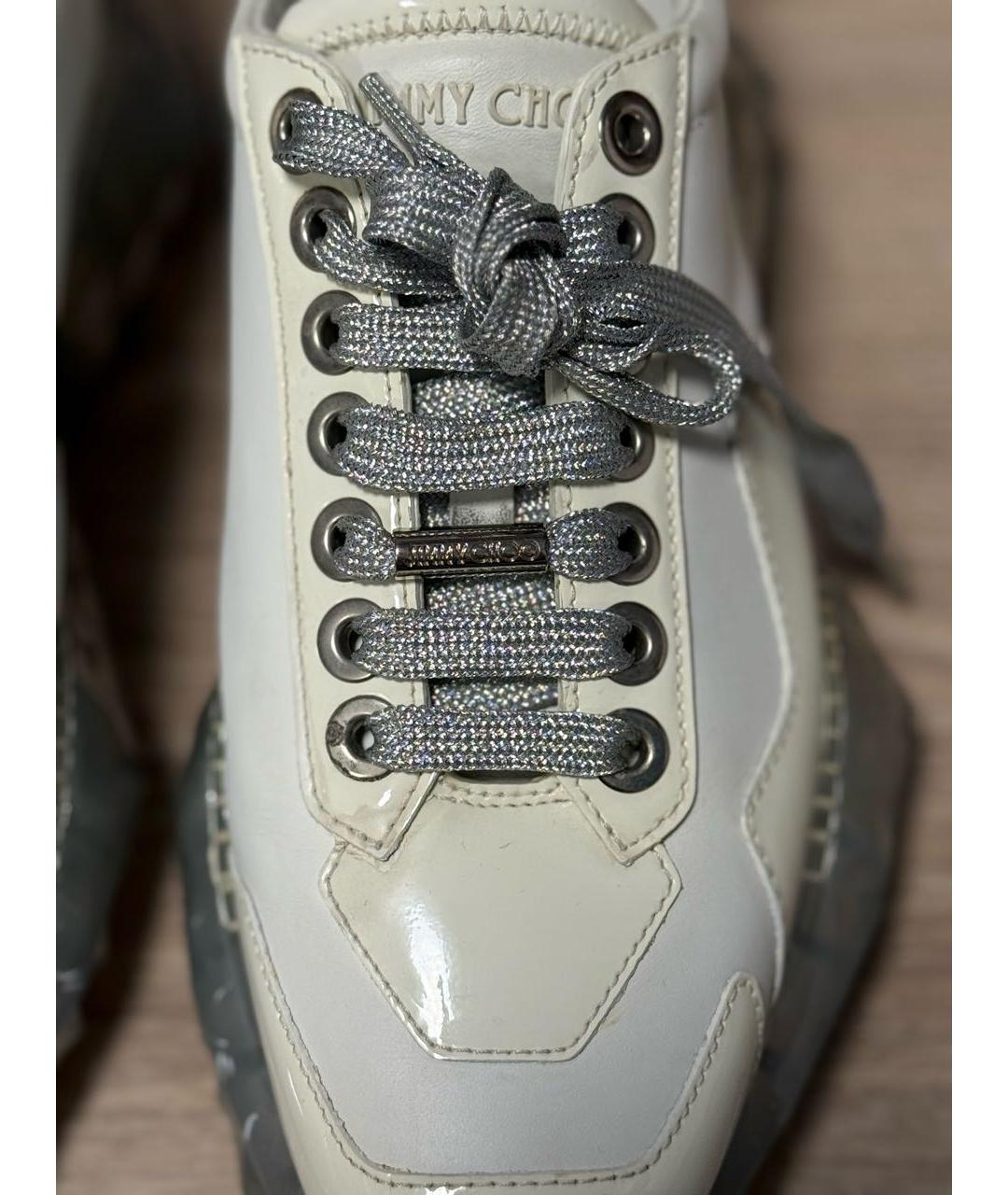 JIMMY CHOO Бежевые кроссовки из лакированной кожи, фото 4