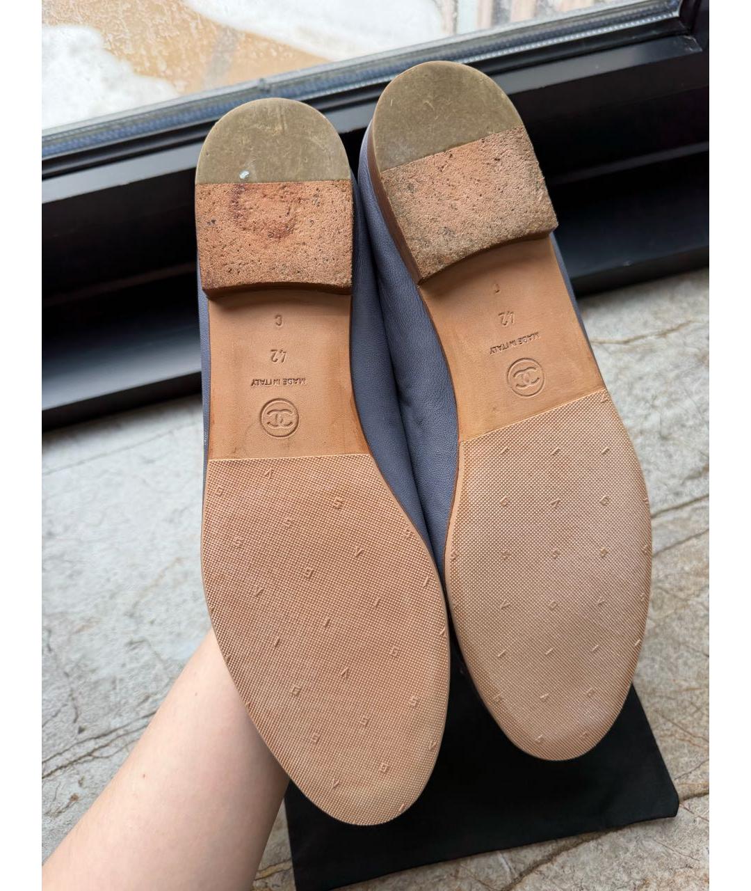 CHANEL Темно-синие кожаные балетки, фото 5