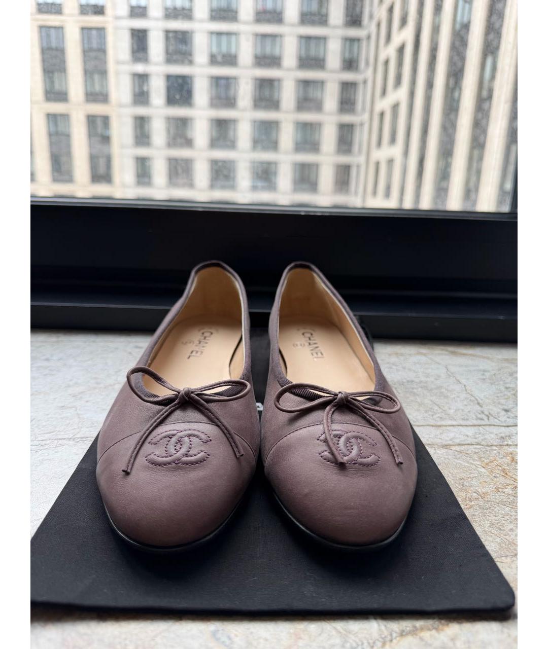 CHANEL Коричневые кожаные балетки, фото 2