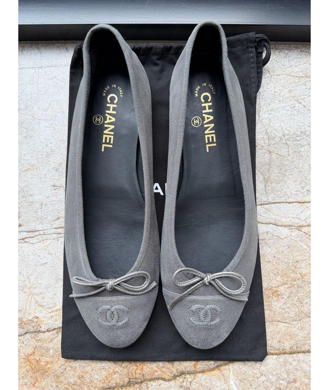 CHANEL Серые кожаные балетки, фото 3