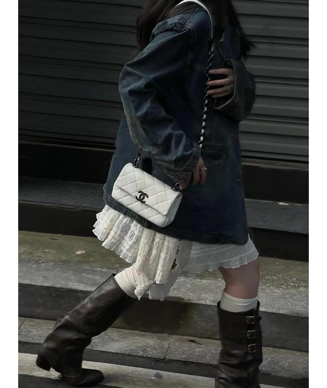 CHANEL Белая кожаная сумка через плечо, фото 6