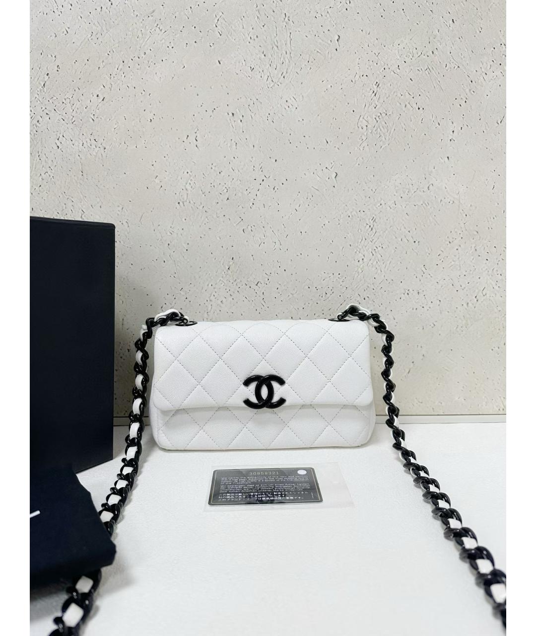 CHANEL Белая кожаная сумка через плечо, фото 7
