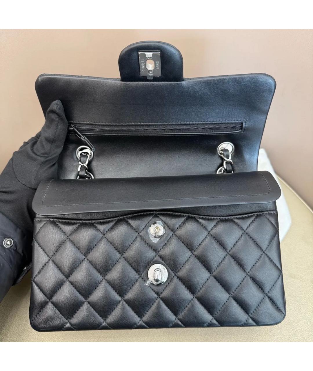 CHANEL Черная кожаная сумка через плечо, фото 6