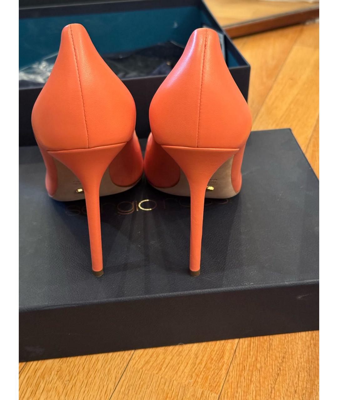 SERGIO ROSSI Коралловые кожаные туфли, фото 3