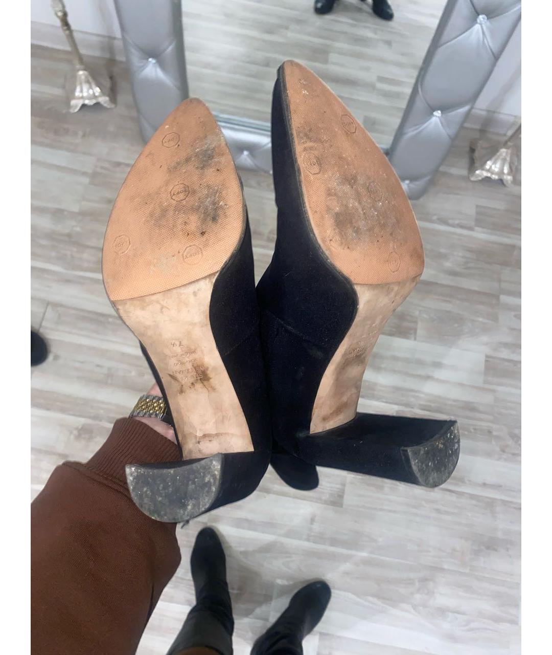 STUART WEITZMAN Черные замшевые ботфорты, фото 6