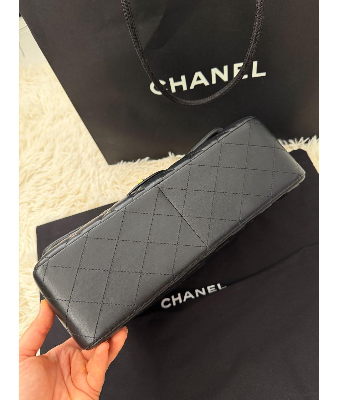 CHANEL Черная кожаная сумка через плечо, фото 8