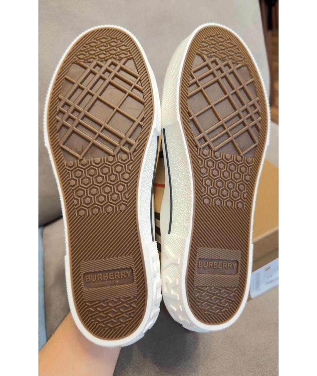 BURBERRY Бежевые текстильные кеды, фото 4