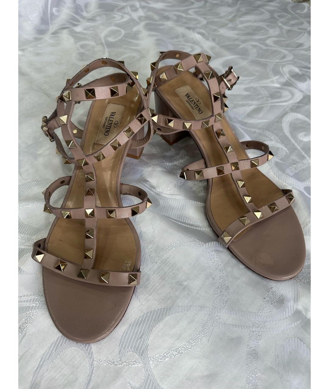 VALENTINO Бежевые кожаные босоножки, фото 3