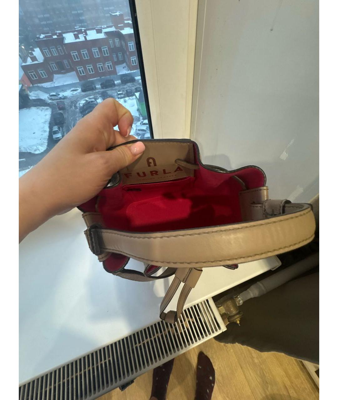 FURLA Бежевая кожаная сумка через плечо, фото 5