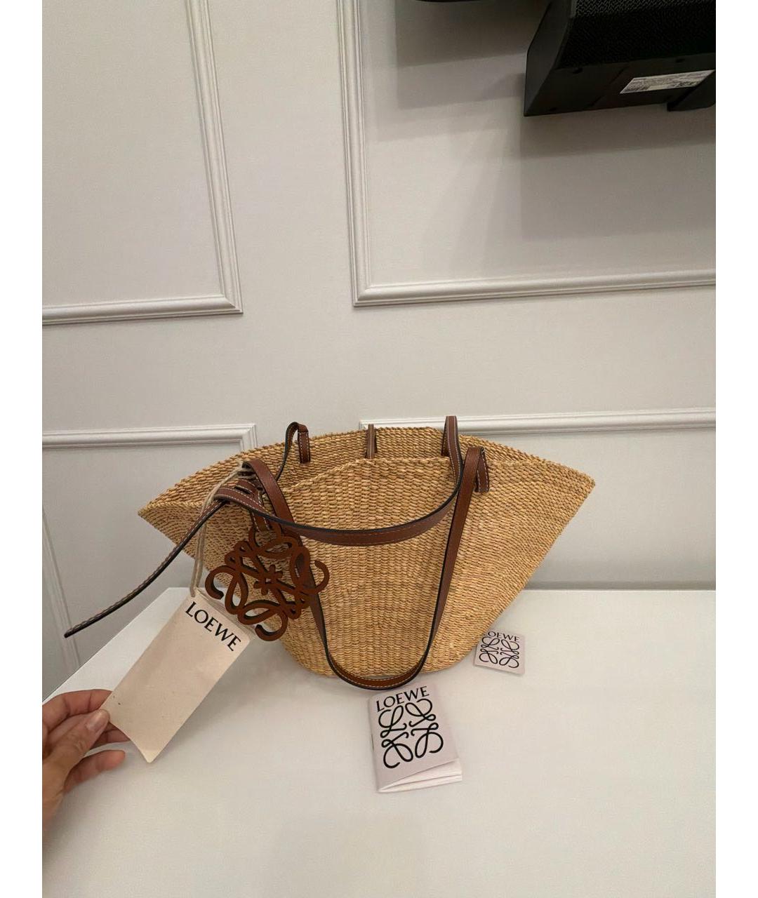 LOEWE Бежевая пелетеная пляжная сумка, фото 5