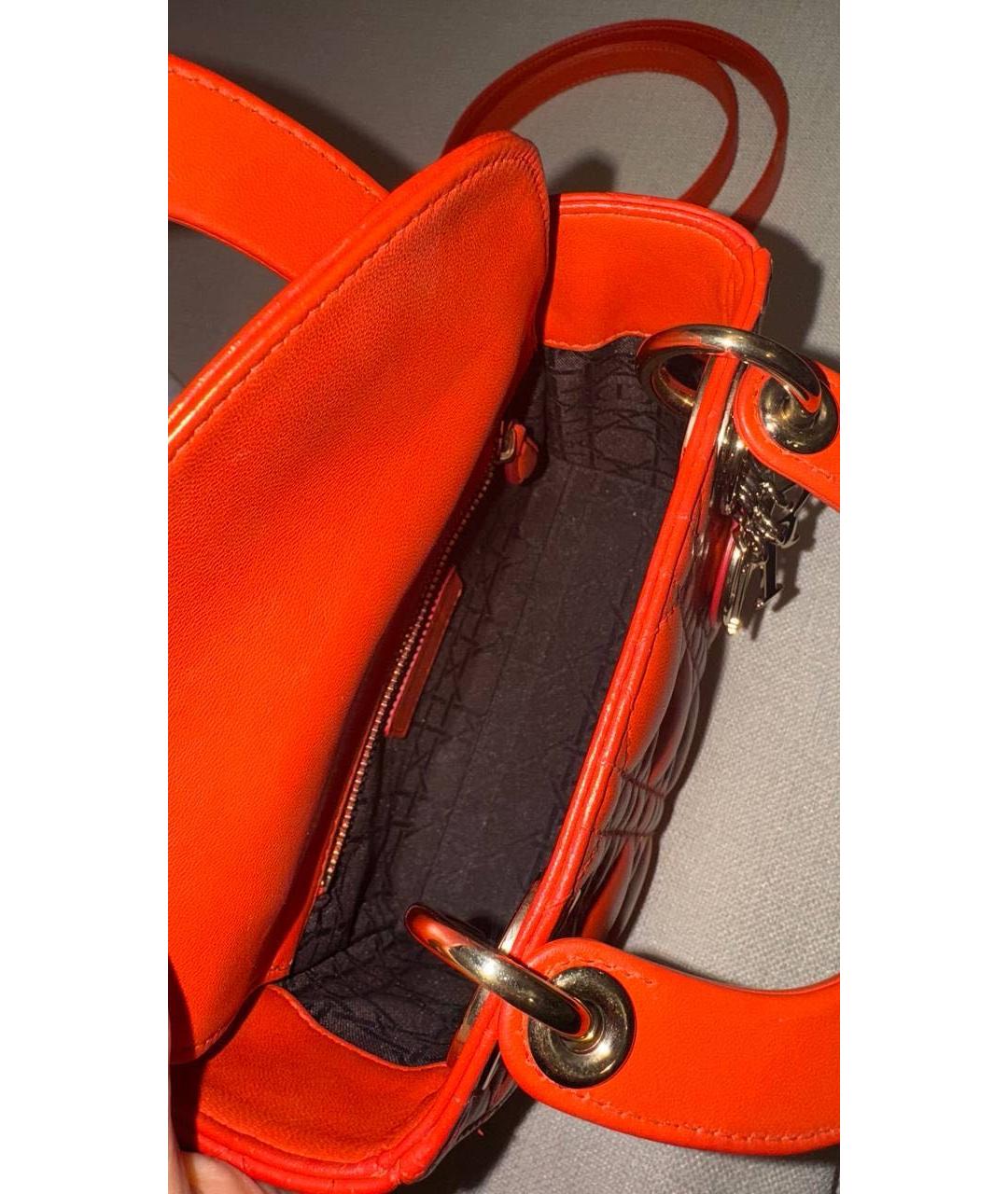CHRISTIAN DIOR Коралловая кожаная сумка с короткими ручками, фото 4