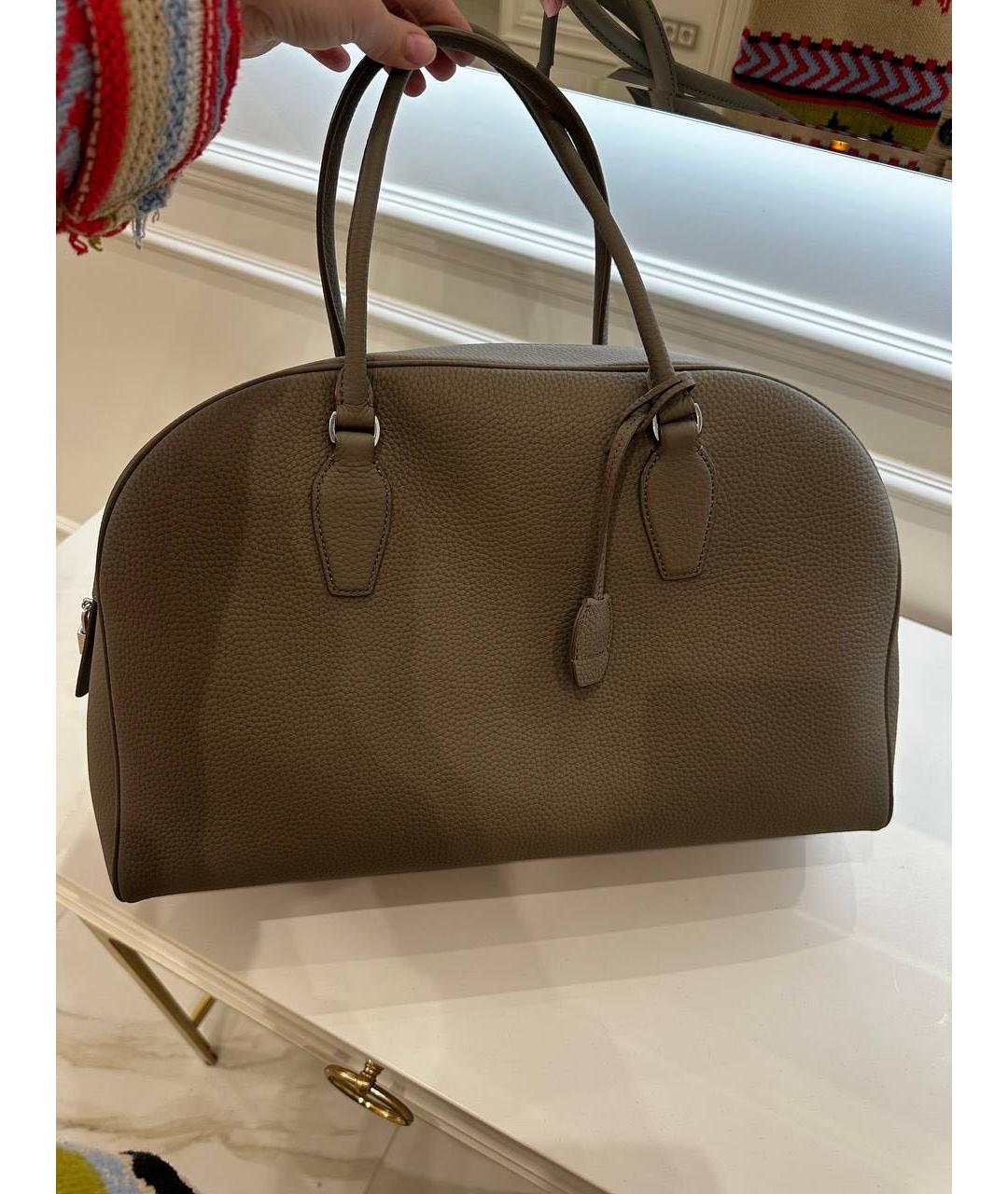 THE ROW Бежевая кожаная сумка с короткими ручками, фото 2