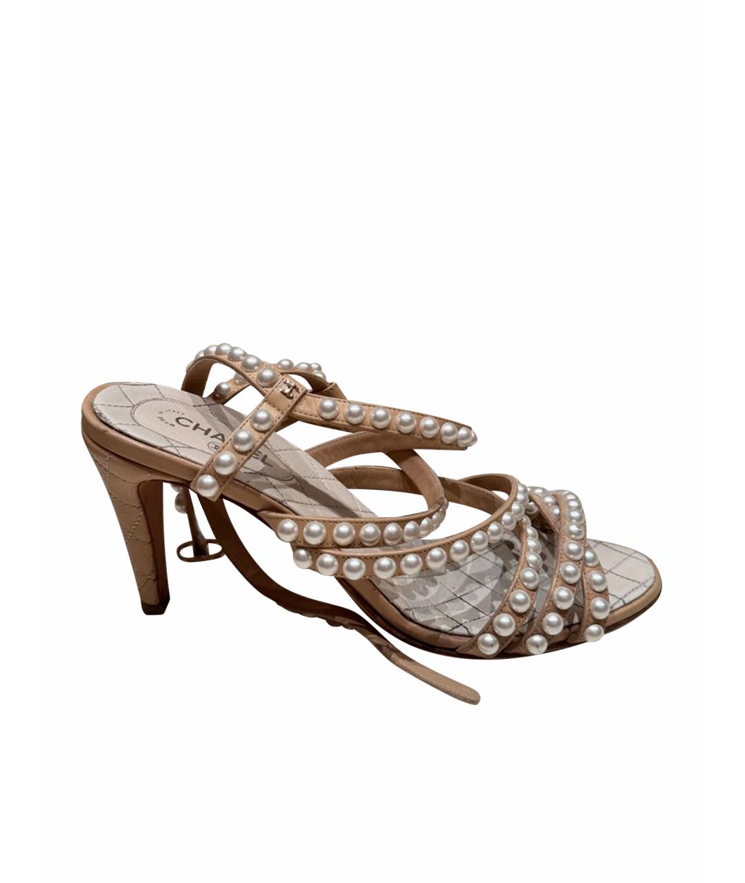 CHANEL Бежевые кожаные босоножки, фото 1