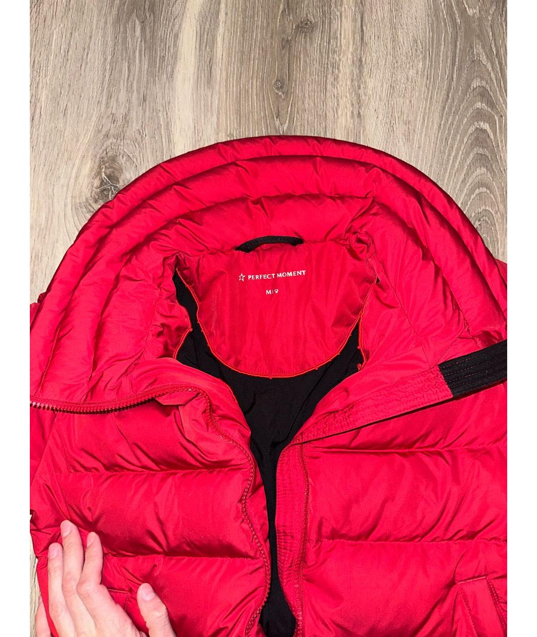 PERFECT MOMENT Красный полиэстеровый пуховик, фото 3