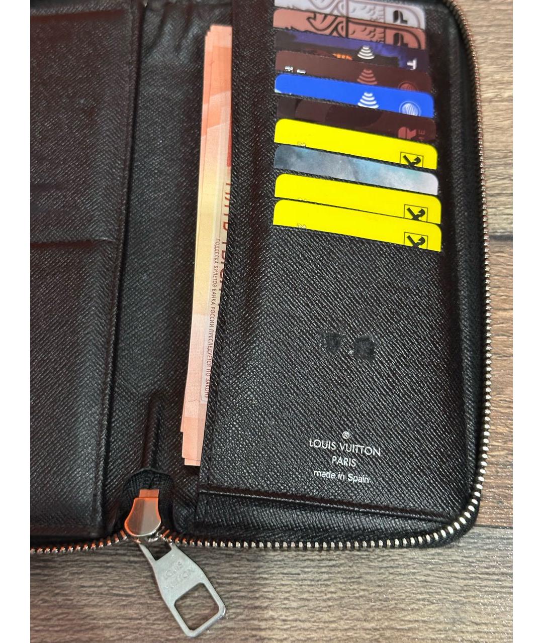 LOUIS VUITTON Антрацитовый кожаный кошелек, фото 8