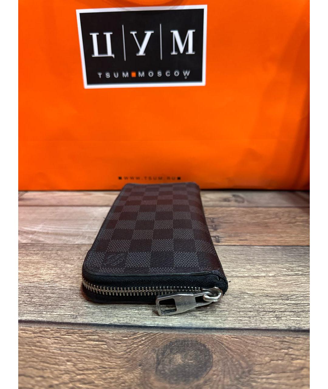 LOUIS VUITTON Антрацитовый кожаный кошелек, фото 6