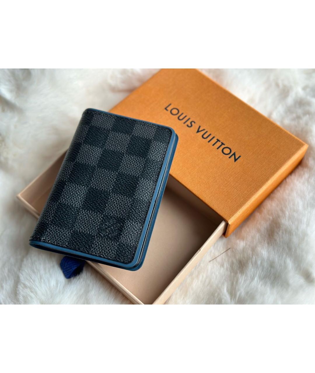 LOUIS VUITTON Серый кожаный кардхолдер, фото 4