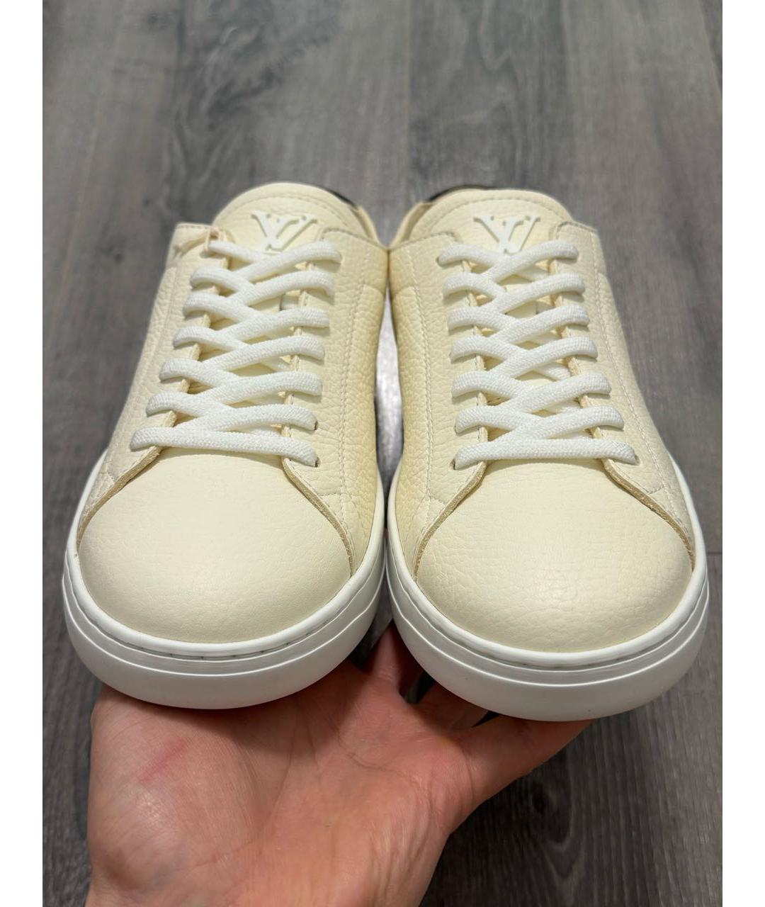 LOUIS VUITTON Бежевые кожаные низкие кроссовки / кеды, фото 2