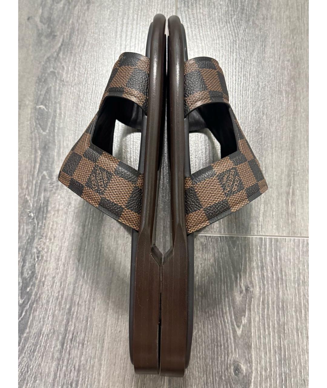 LOUIS VUITTON Коричневые шлепанцы, фото 5