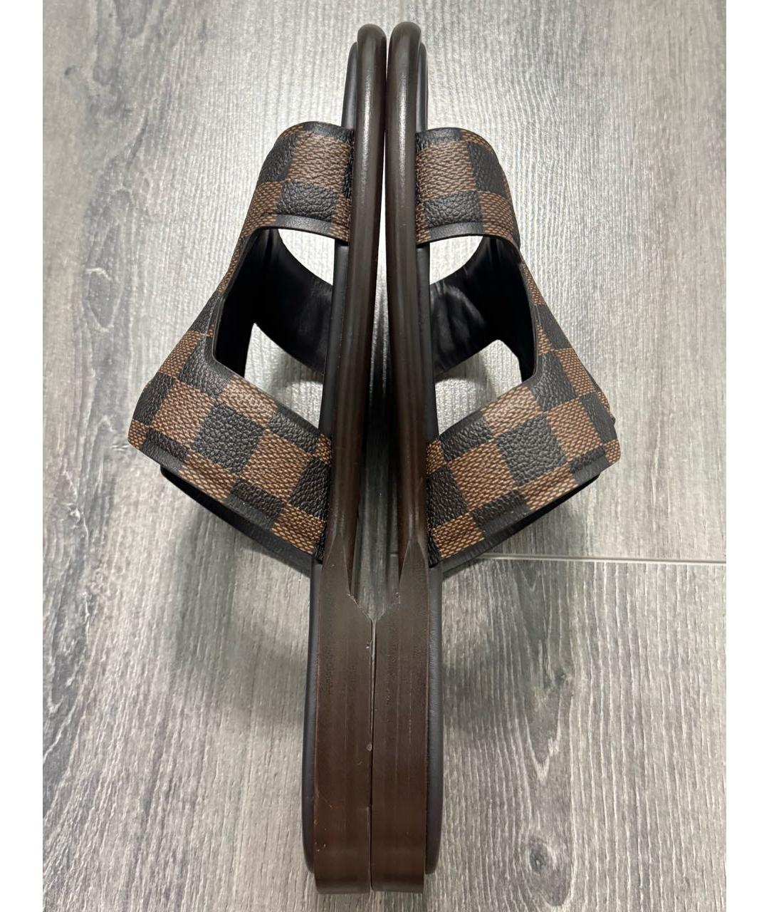 LOUIS VUITTON Коричневые шлепанцы, фото 9