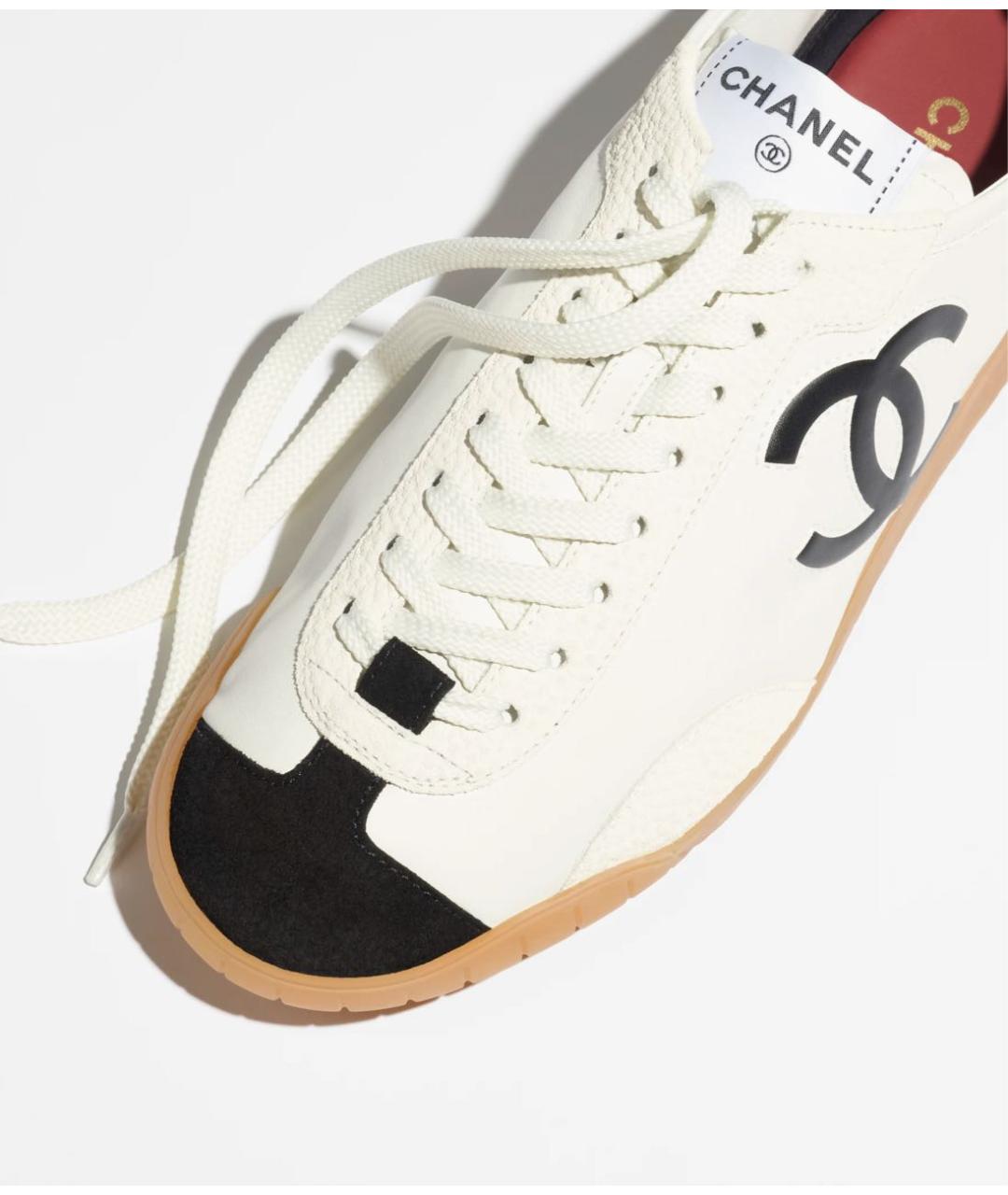 CHANEL Белые кожаные кроссовки, фото 3