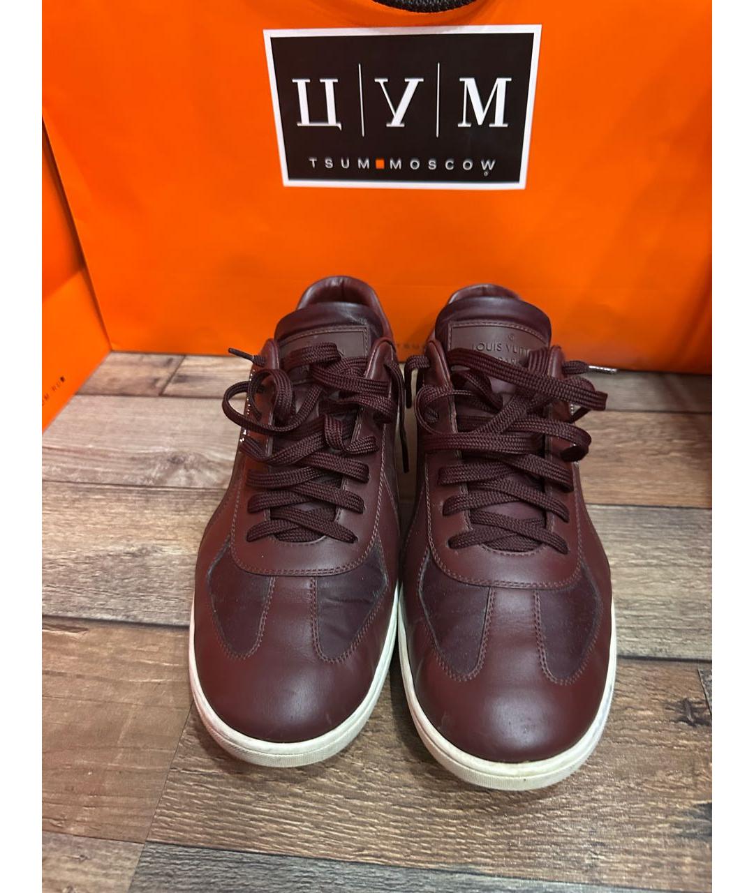 LOUIS VUITTON Бордовые кожаные низкие кроссовки / кеды, фото 3