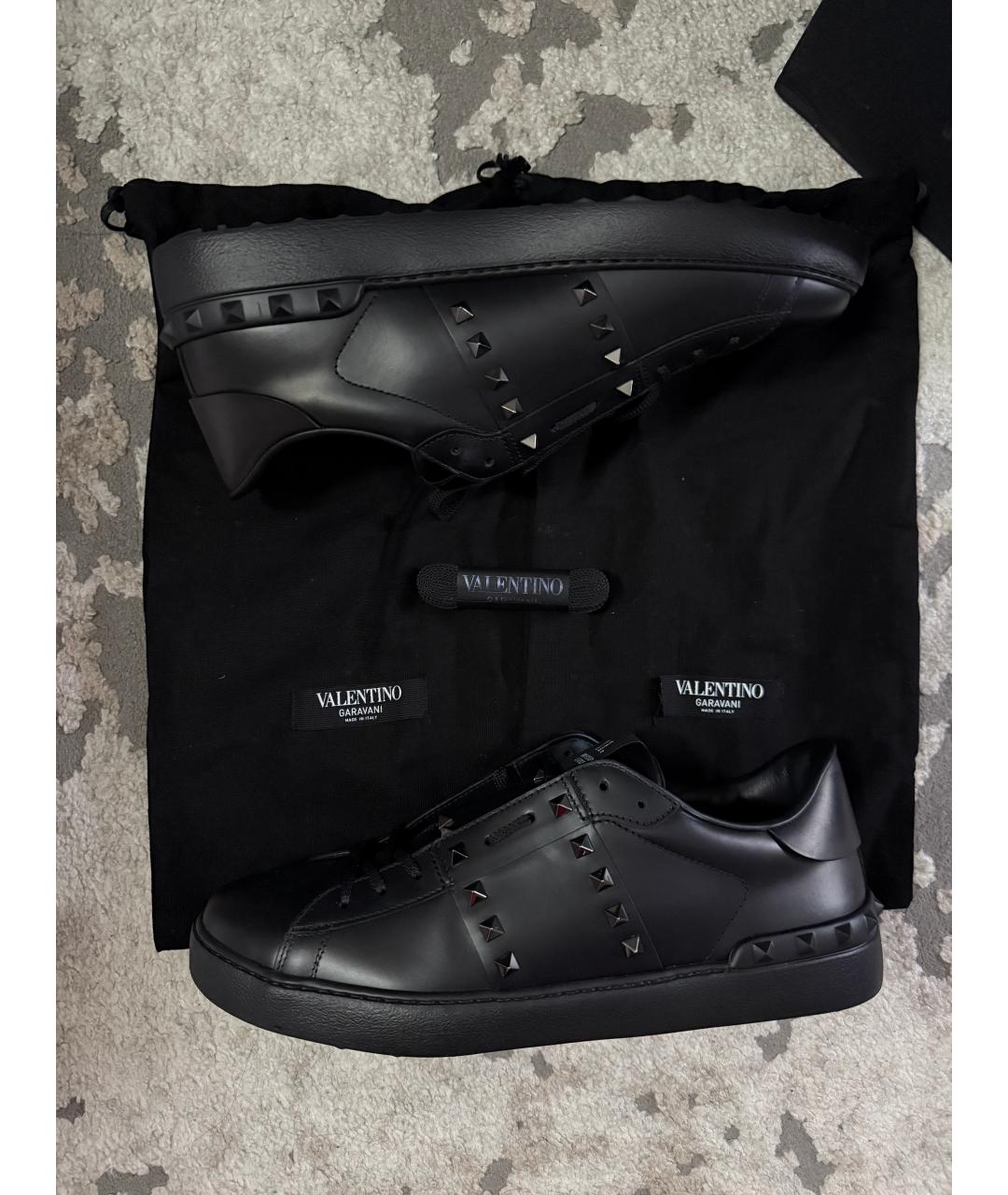 VALENTINO Черные кожаные низкие кроссовки / кеды, фото 4