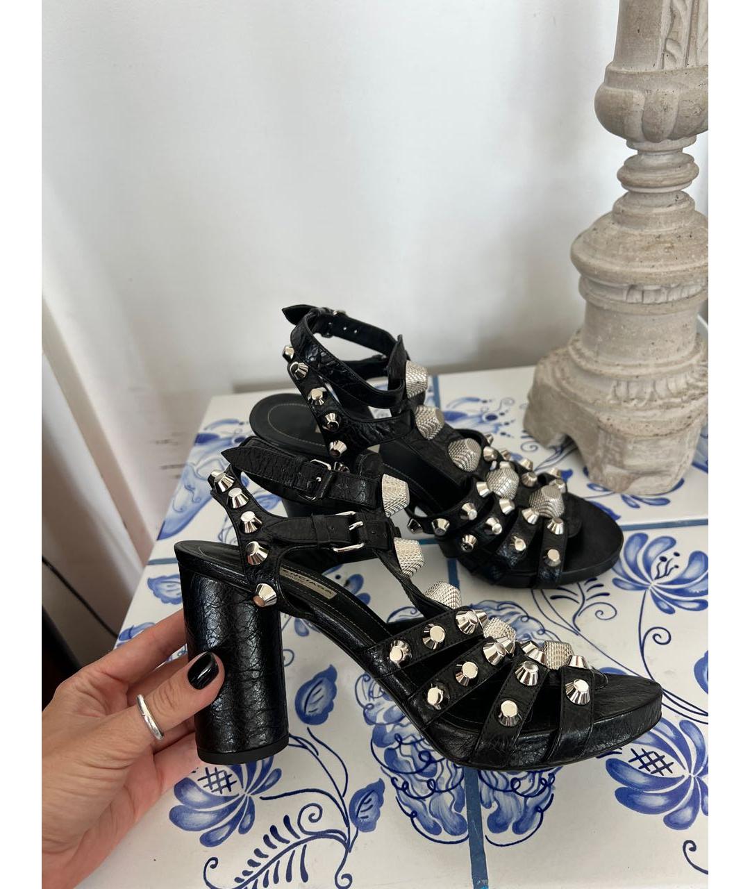 BALENCIAGA Черные кожаные босоножки, фото 5