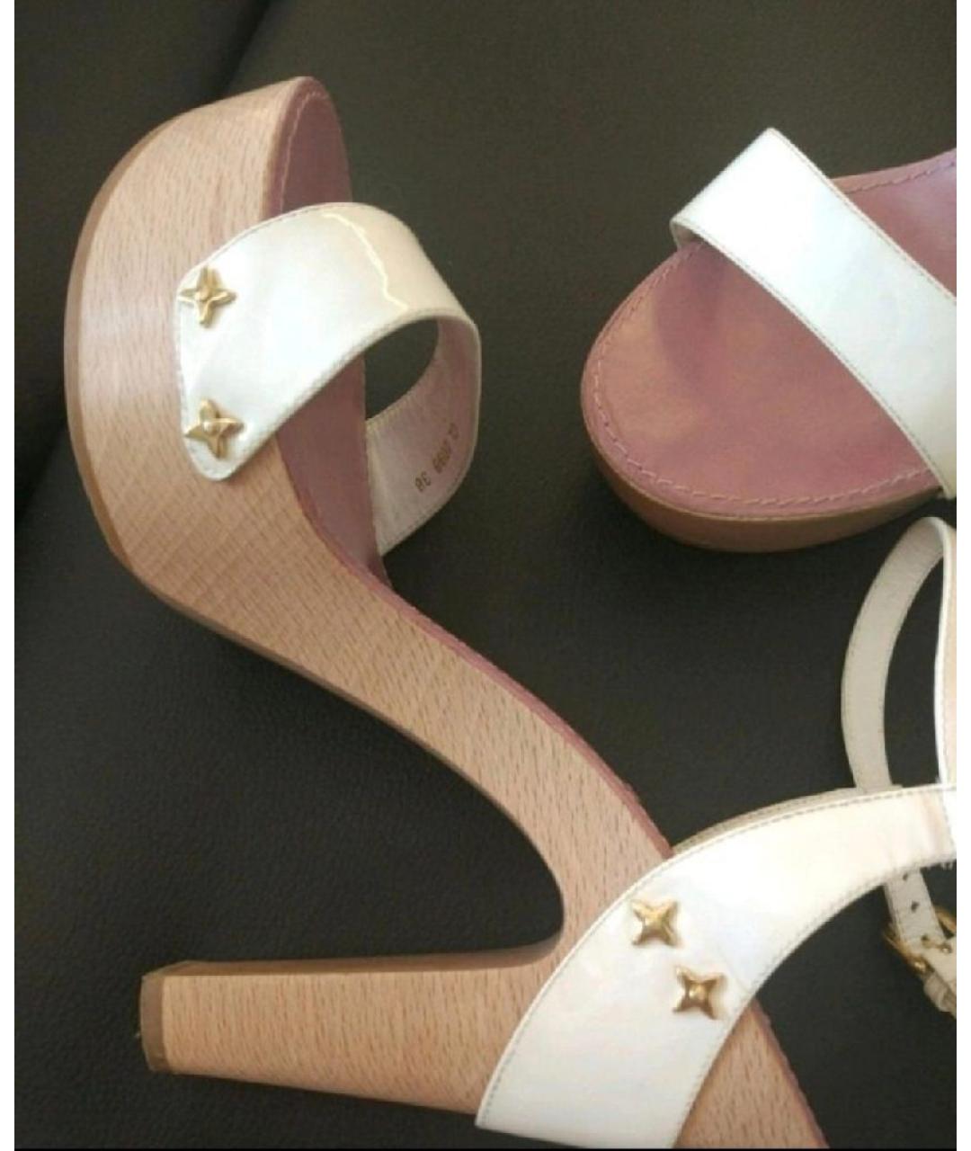 LOUIS VUITTON Бежевые босоножки, фото 3