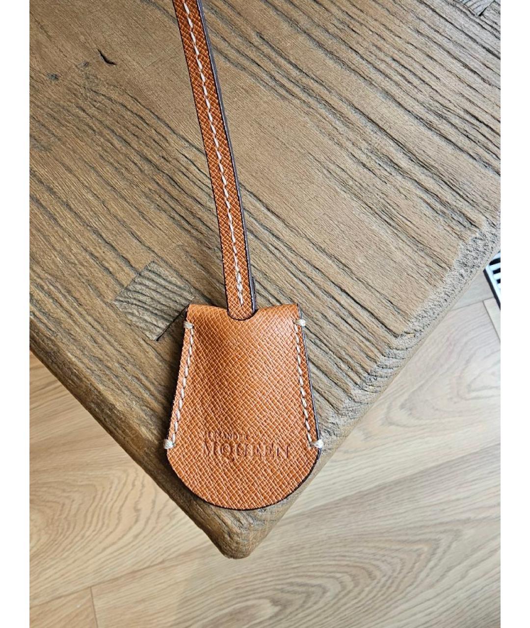 ALEXANDER MCQUEEN Коричневая кожаная сумка тоут, фото 4