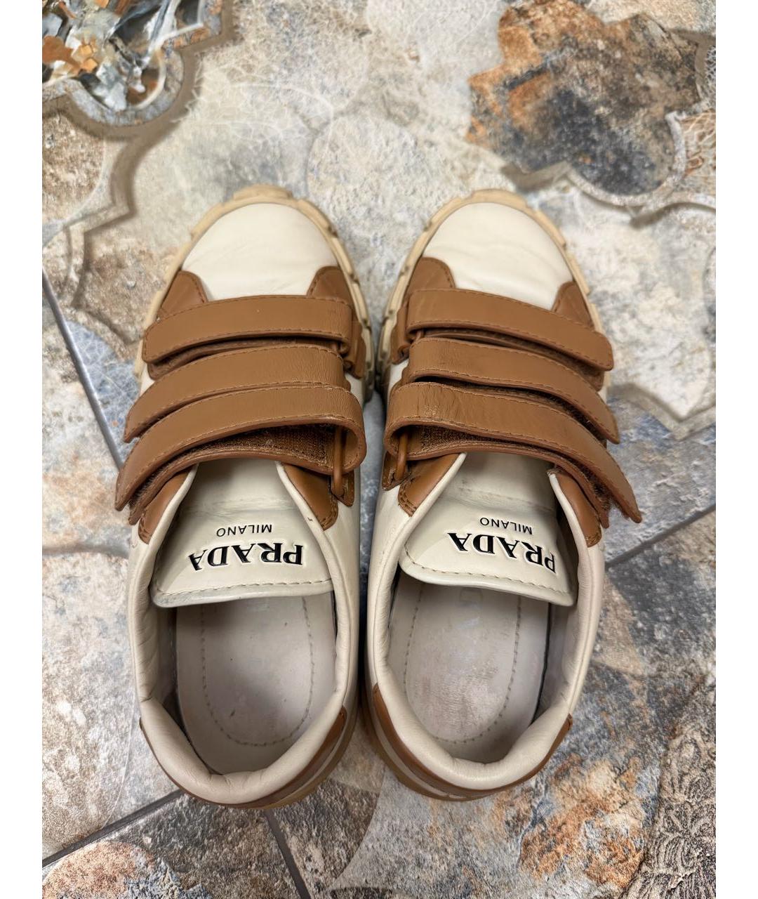 PRADA Бежевые кожаные кеды, фото 3