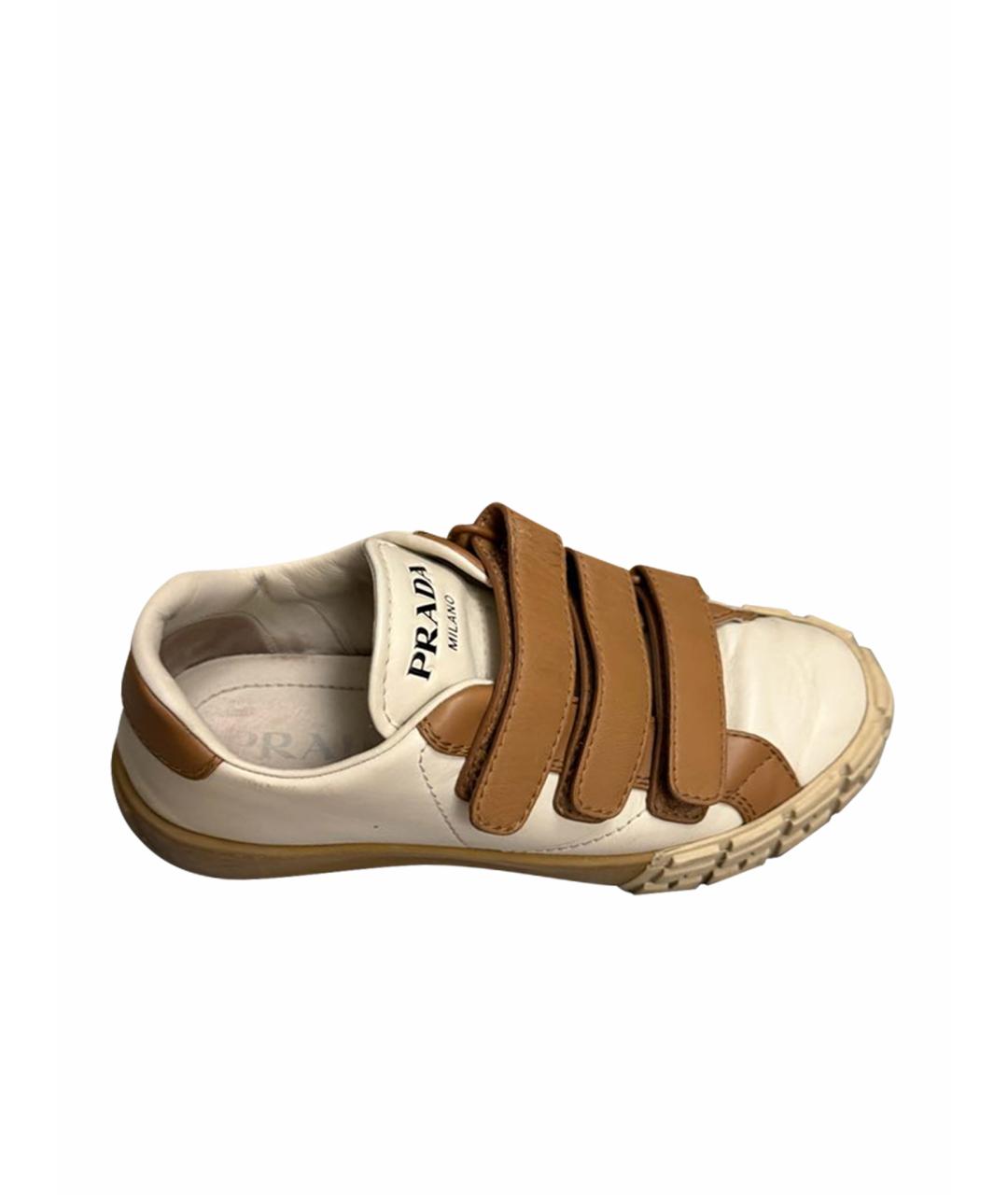 PRADA Бежевые кожаные кеды, фото 1