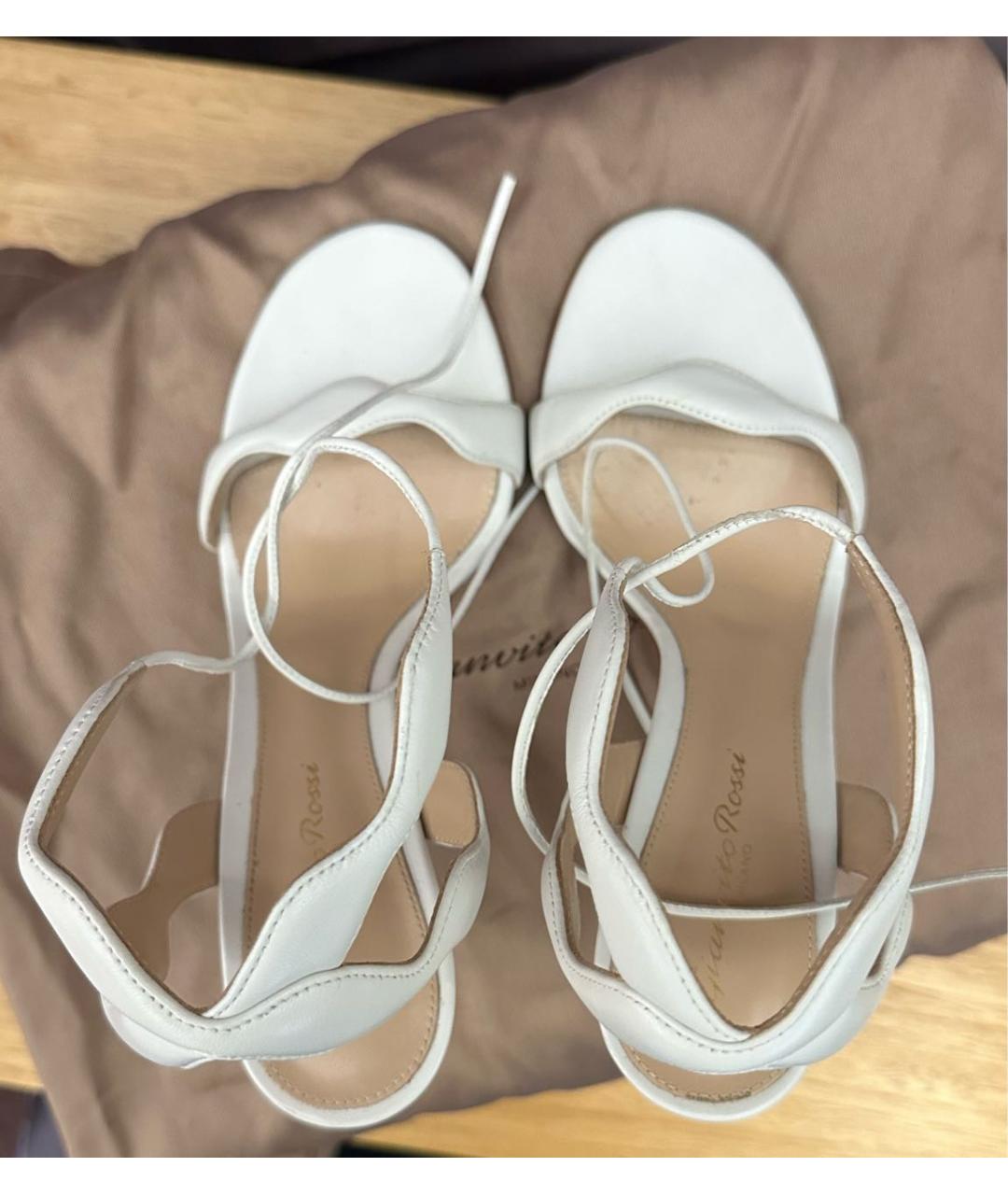 GIANVITO ROSSI Белые кожаные босоножки, фото 3