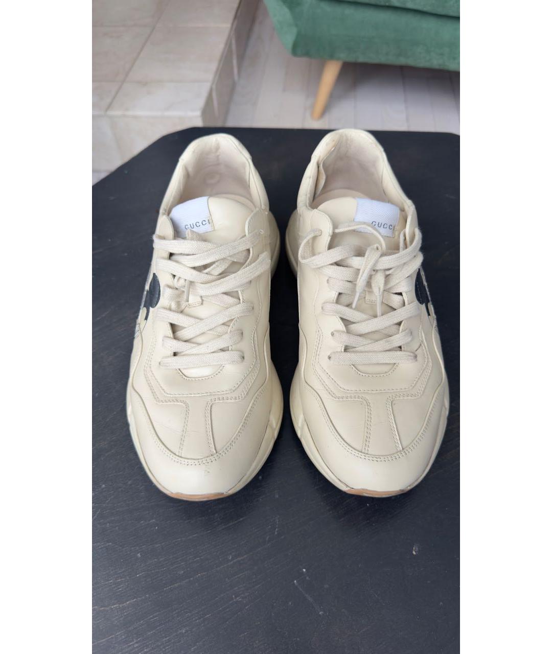GUCCI Бежевые кожаные низкие кроссовки / кеды, фото 2
